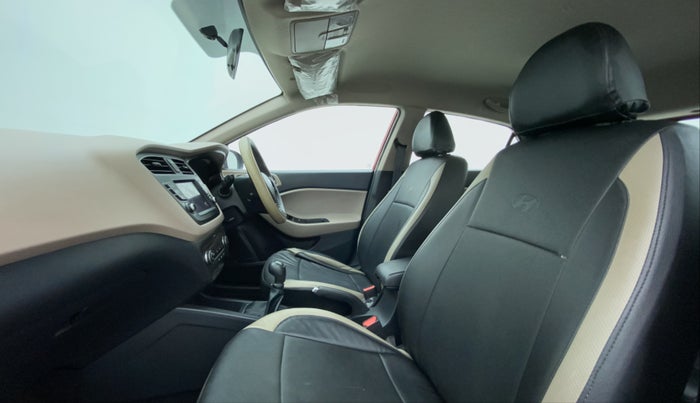 2018 Hyundai Elite i20 ASTA 1.2, Petrol, Manual, 42,444 km, Right Side Front Door Cabin