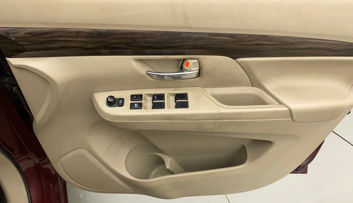 2019 Maruti Ertiga ZXI+ SHVS, Petrol, Manual, 89,653 km, Driver Side Door Panels Control