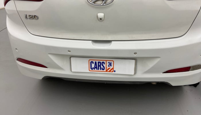 2015 Hyundai Elite i20 ASTA 1.4 CRDI, Diesel, Manual, 1,14,676 km, Infotainment system - Parking sensor not working
