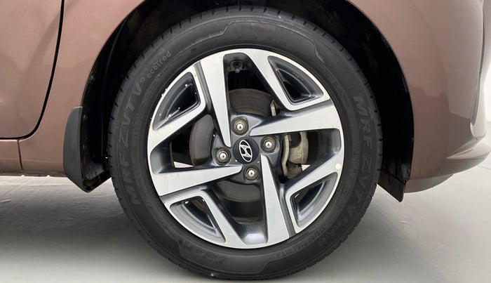 2020 Hyundai AURA SX PETROL, Petrol, Manual, 35,203 km, Right Front Wheel
