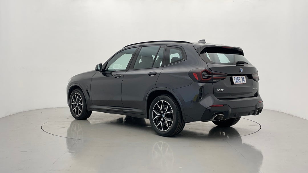 Left Back Diagonal (45- Degree) View