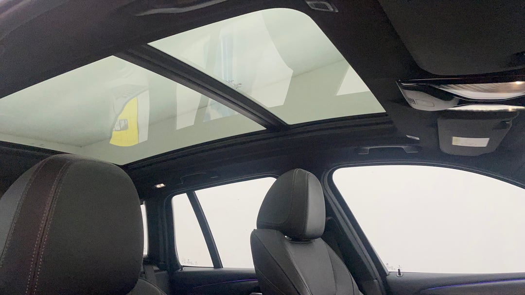 Interior Sunroof/Moonroof