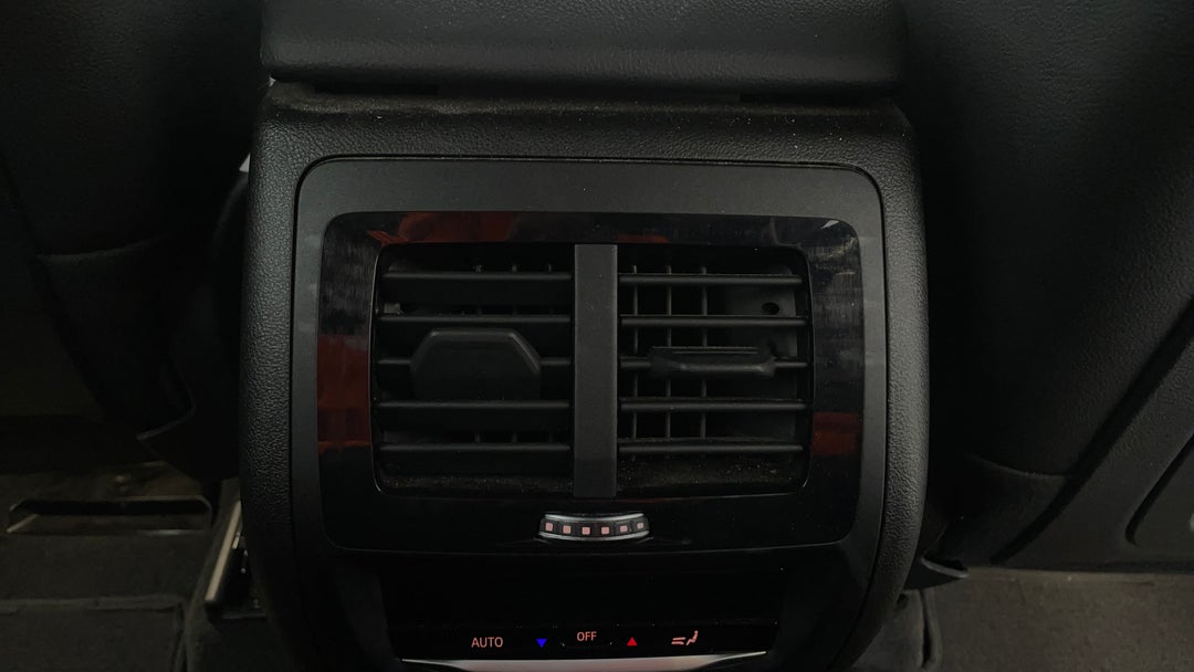 Rear A/C Vent