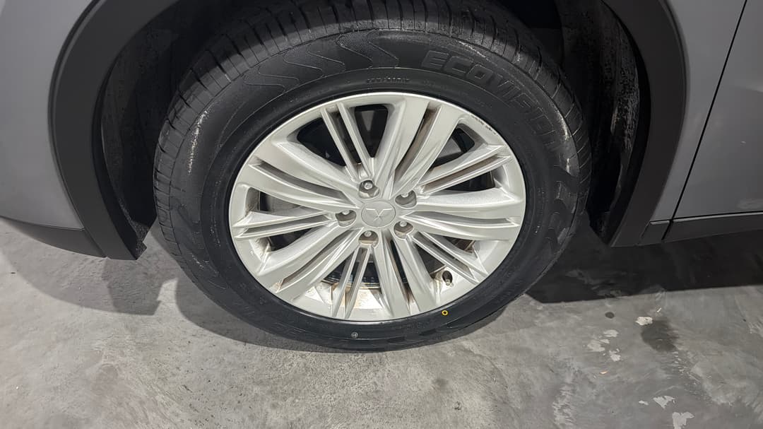 2022 Mitsubishi Outlander Ls 7 Seat (AWD), Automatic, 71848 km, Left Front Wheel