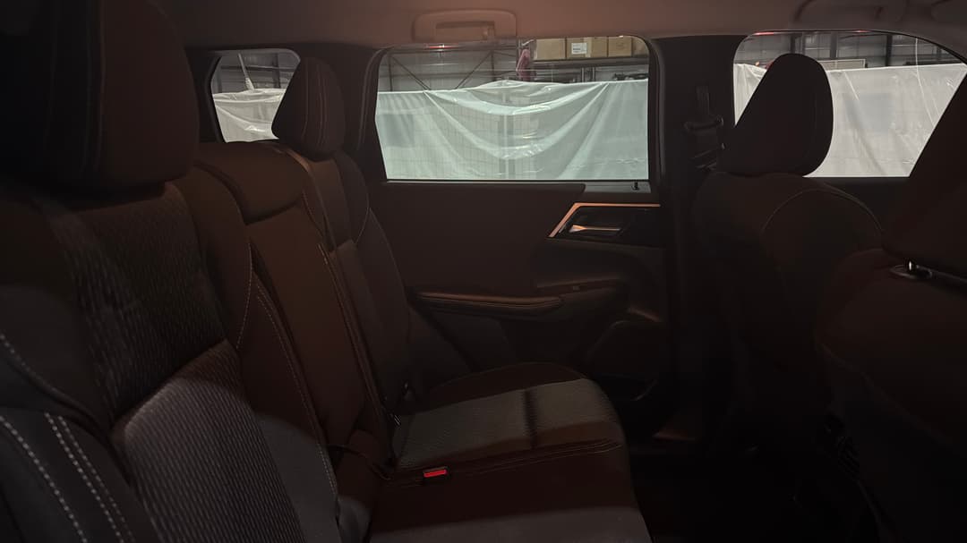 2022 Mitsubishi Outlander Ls 7 Seat (AWD), Automatic, 71848 km, Right Side Rear Door Cabin View