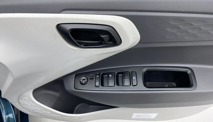 2020 Hyundai GRAND I10 NIOS MAGNA 1.2 KAPPA VTVT CNG, CNG, Manual, 24,884 km, Driver Side Door Panels Control