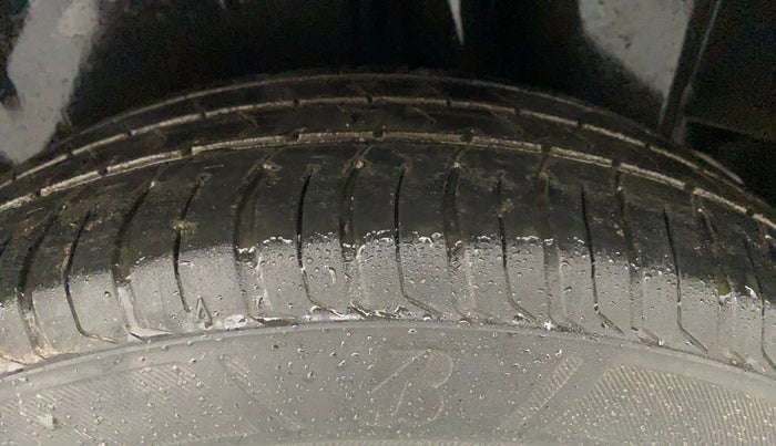 2019 Maruti Ciaz DELTA DIESEL 1.5, Diesel, Manual, 60,619 km, Left Rear Tyre Tread