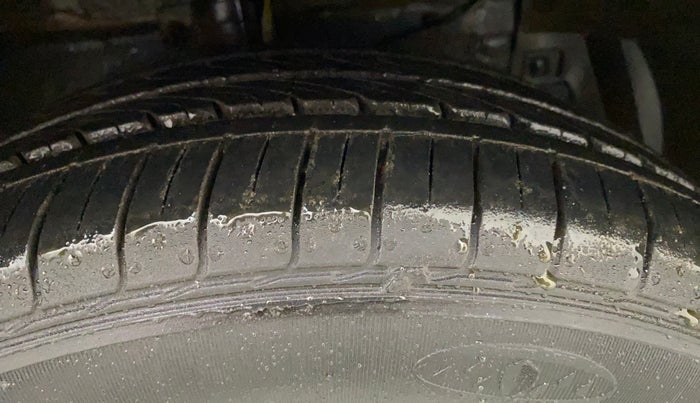 2019 Maruti Ciaz DELTA DIESEL 1.5, Diesel, Manual, 60,619 km, Right Front Tyre Tread