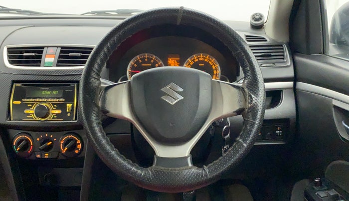 2013 Maruti Swift VXI, Petrol, Manual, 76,217 km, Steering Wheel Close Up