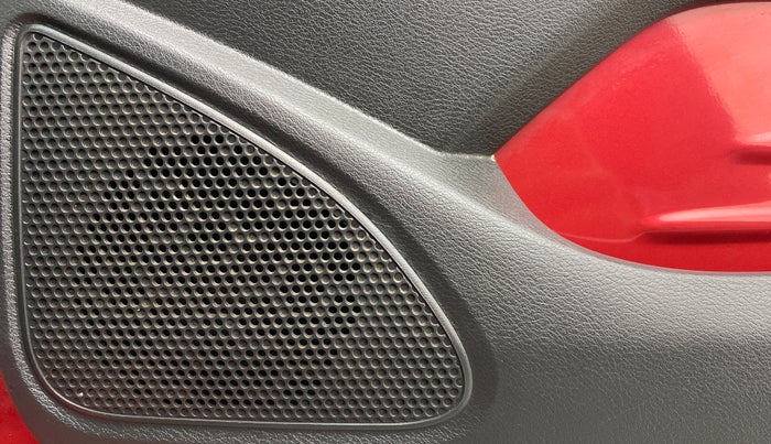2017 Datsun Redi Go T (O), Petrol, Manual, 17,617 km, Speaker