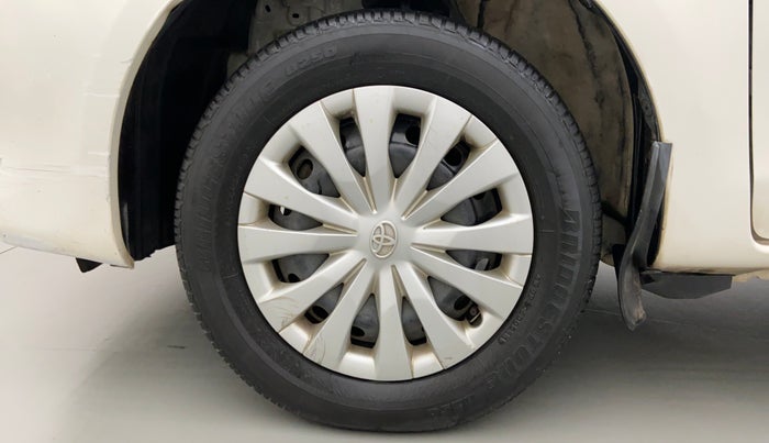 2011 Toyota Etios G, Petrol, Manual, 21,963 km, Left Front Wheel