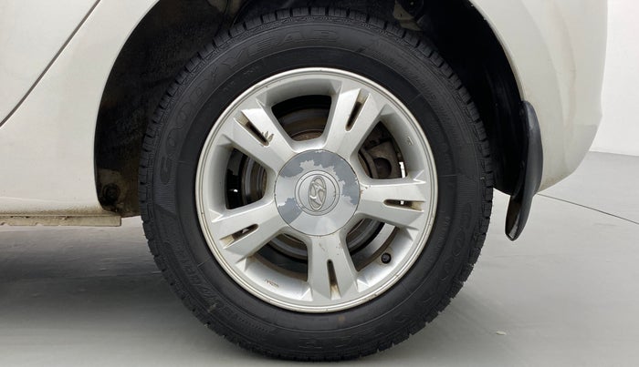 2012 Hyundai i20 ASTA 1.4 CRDI, Diesel, Manual, 1,10,804 km, Left Rear Wheel