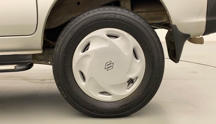 2021 Maruti Eeco 7 STR, Petrol, Manual, 4,950 km, Left Rear Wheel