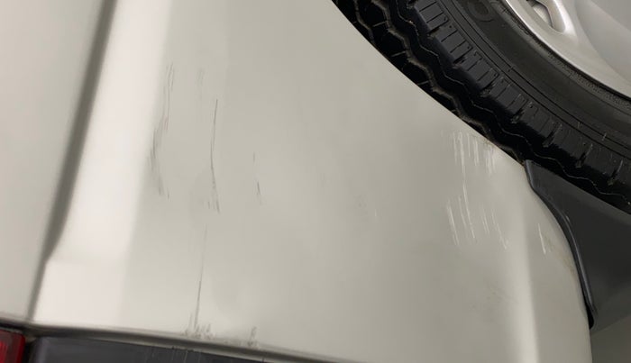 2021 Maruti Eeco 7 STR, Petrol, Manual, 4,950 km, Right quarter panel - Minor scratches
