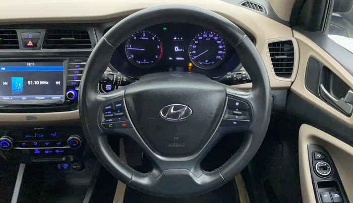 2015 Hyundai Elite i20 1.4 CRDI ASTA (O), Diesel, Manual, 60,205 km, Steering Wheel Close Up