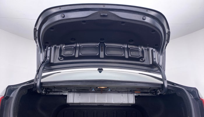 2018 Hyundai Verna 1.6 CRDI SX, Diesel, Manual, 30,359 km, Boot Door Open