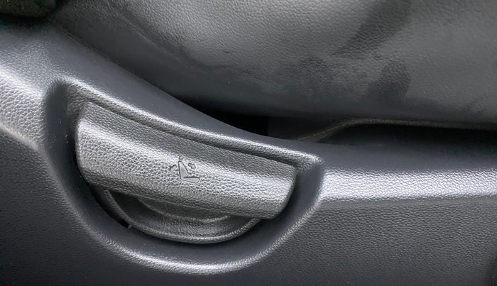 2015 Hyundai Grand i10 ASTA AT 1.2 KAPPA VTVT, Petrol, Automatic, 81,360 km, Driver Side Adjustment Panel