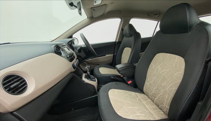 2015 Hyundai Grand i10 ASTA AT 1.2 KAPPA VTVT, Petrol, Automatic, 81,360 km, Right Side Front Door Cabin