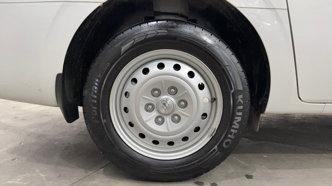 2025 Hyundai Staria Load 2s 2.2d Twin Swing, Automatic, 16193 km, Right Rear Wheel