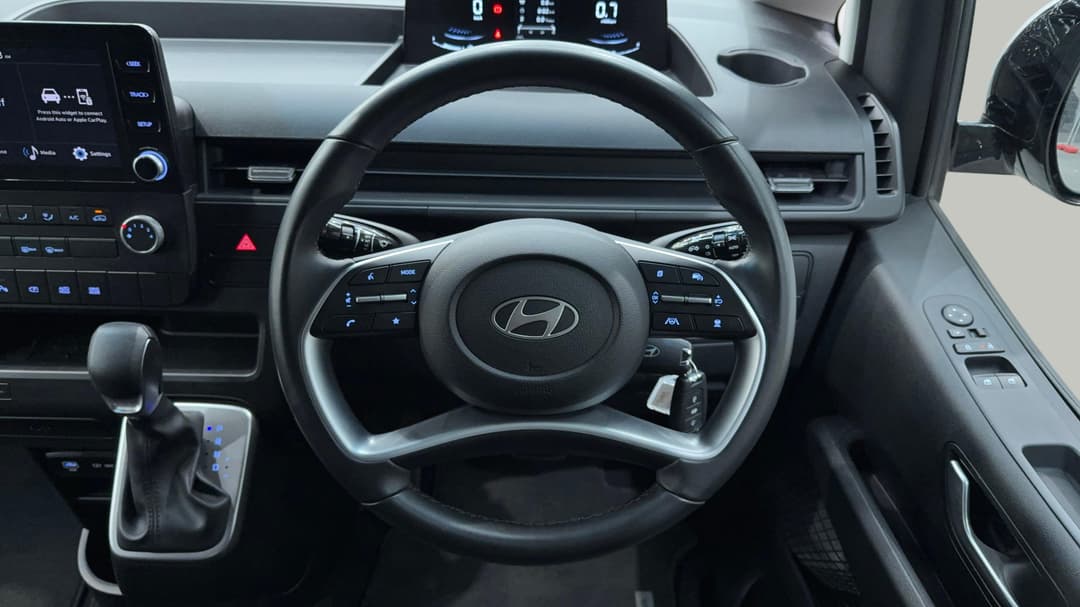 2025 Hyundai Staria Load 2s 2.2d Twin Swing, Automatic, 16193 km, Steering Wheel Close-up