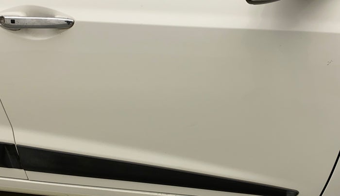 2017 Hyundai Grand i10 ASTA 1.2 KAPPA VTVT, Petrol, Manual, 64,605 km, Driver-side door - Minor scratches