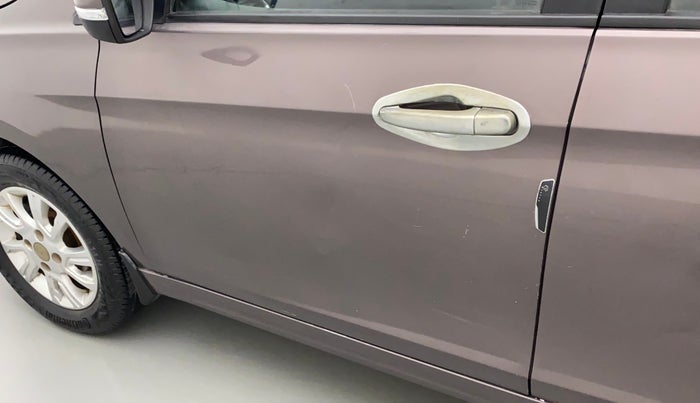 2017 Tata Tiago XZ PETROL, Petrol, Manual, 1,03,107 km, Front passenger door - Minor scratches