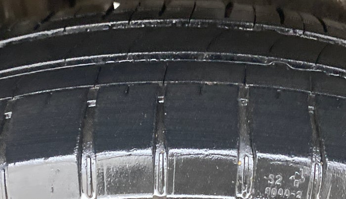 2014 Maruti Wagon R 1.0 LXI CNG, CNG, Manual, 81,081 km, Right Rear Tyre Tread