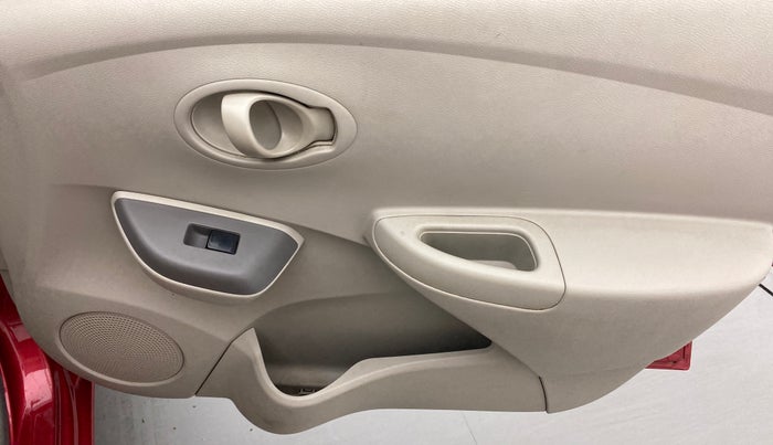 2015 Datsun Go Plus T, Petrol, Manual, 59,877 km, Driver Side Door Panels Control