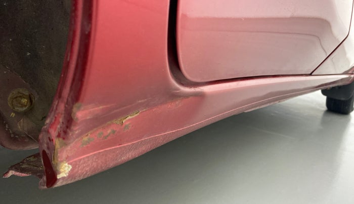 2015 Datsun Go Plus T, Petrol, Manual, 59,877 km, Right running board - Slightly dented
