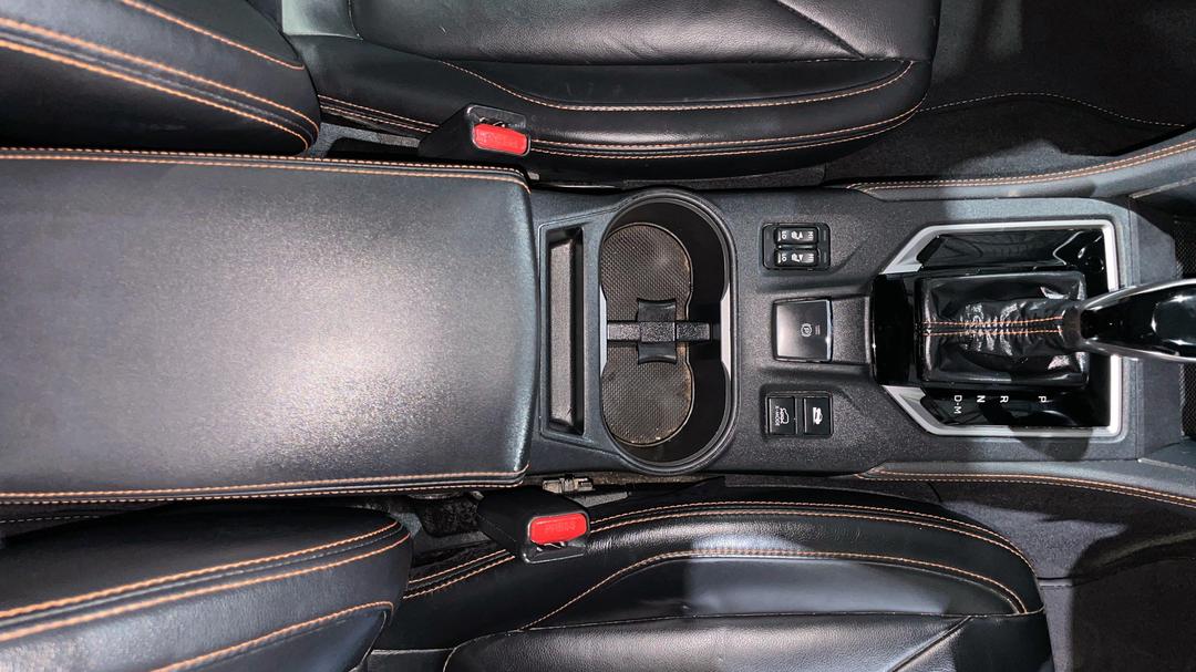 2017 Subaru XV 2.0i-s, Automatic, 73546 km, Center Console