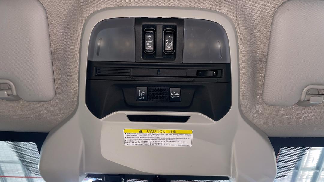 2017 Subaru XV 2.0i-s, Automatic, 73546 km, On-Roof Controls/Sunglass holder