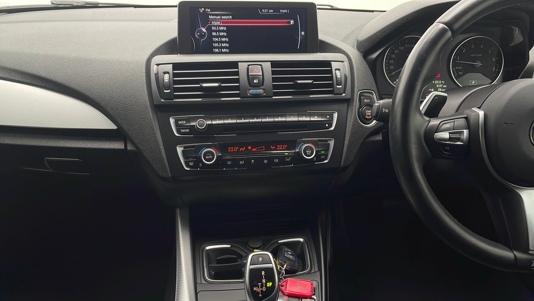 2014 BMW 1 M135i, Automatic, 60694 km, Center Console