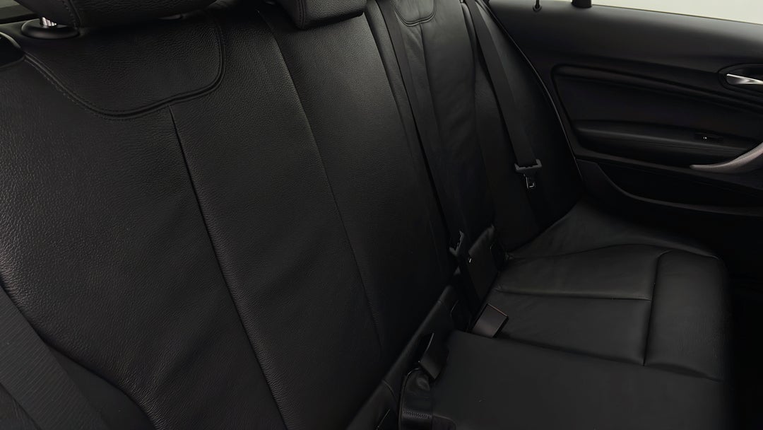 2014 BMW 1 M135i, Automatic, 60694 km, Right Side Rear Door Cabin View