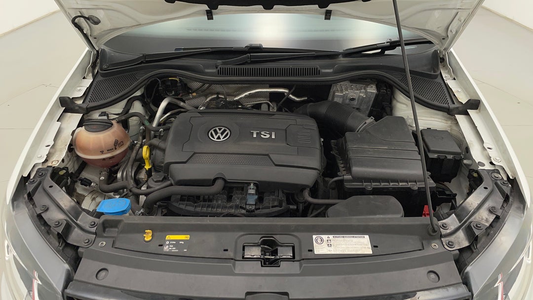 Open Bonnet (Engine)