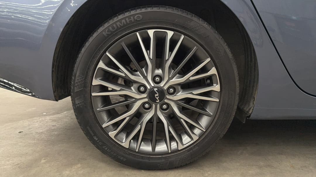 2022 Kia Cerato Sport, Automatic, 47977 km, Right Rear Wheel