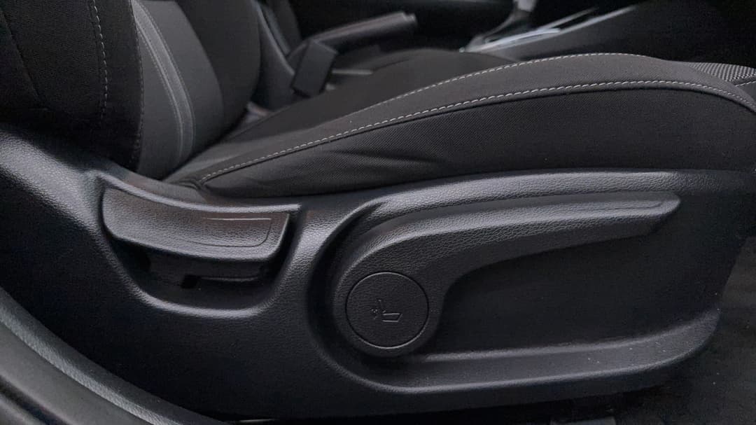 2022 Kia Cerato Sport, Automatic, 47977 km, Drivers Side Adjustment Panel
