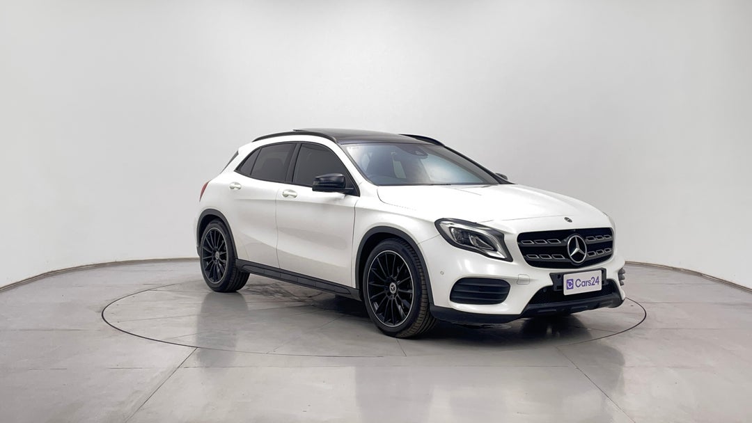 Right Front Diagonal (45- Degree) View