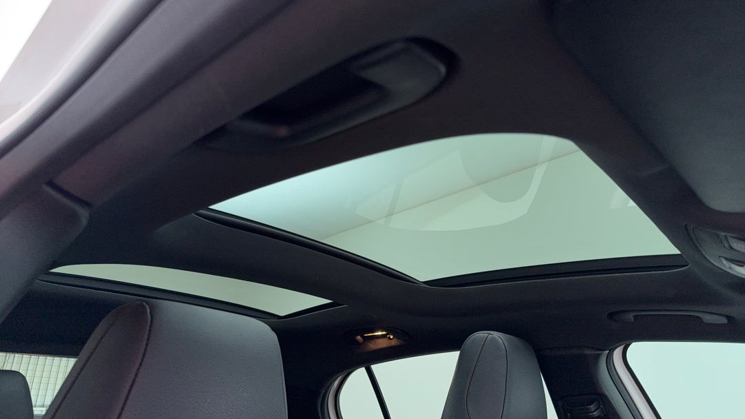 Interior Sunroof/Moonroof