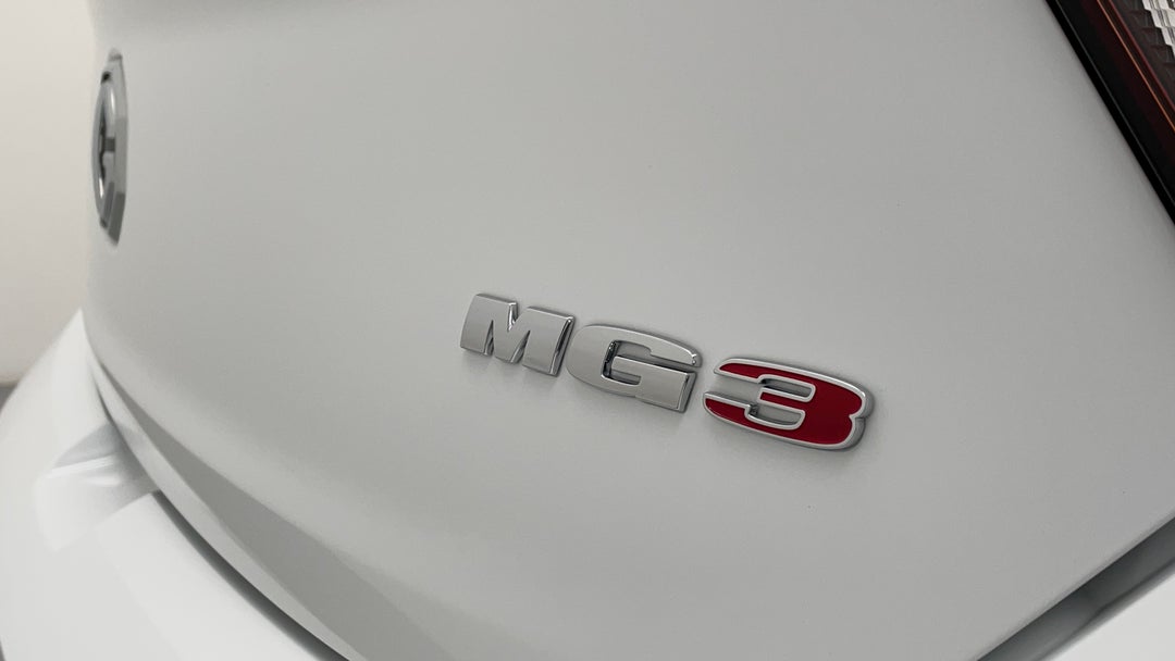 Badge (Boot Right Side)