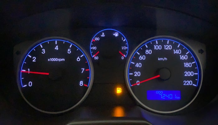 2011 Hyundai i20 SPORTZ (O) 1.2, Petrol, Manual, 72,400 km, Odometer Image