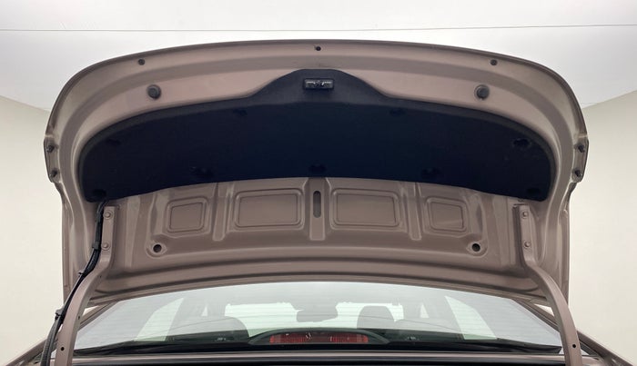 2017 Hyundai Verna 1.6 SX VTVT AT (O), Petrol, Automatic, 42,005 km, Boot Door Open