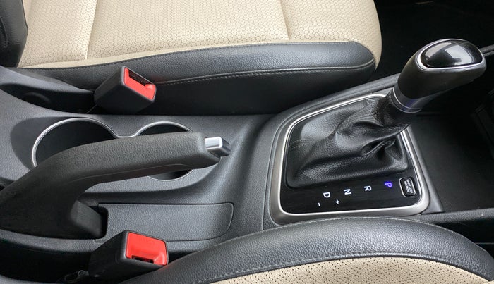 2017 Hyundai Verna 1.6 SX VTVT AT (O), Petrol, Automatic, 42,005 km, Gear Lever