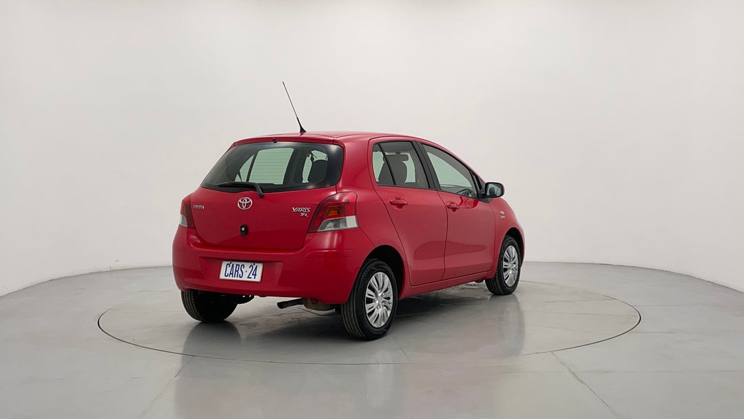 Right Back Diagonal (45- Degree) View