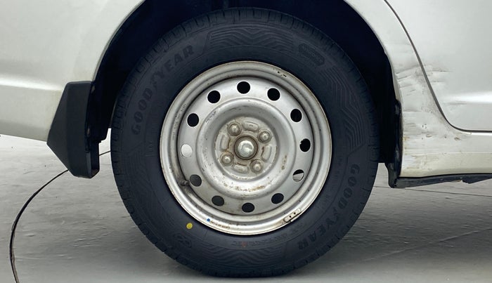 2012 Maruti Swift Dzire LDI, Diesel, Manual, 56,482 km, Right Rear Wheel