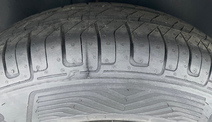 2012 Maruti Swift Dzire LDI, Diesel, Manual, 56,482 km, Right Rear Tyre Tread