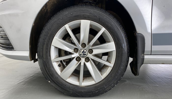 2017 Volkswagen Ameo COMFORTLINE 1.2, Petrol, Manual, 29,333 km, Left Front Wheel