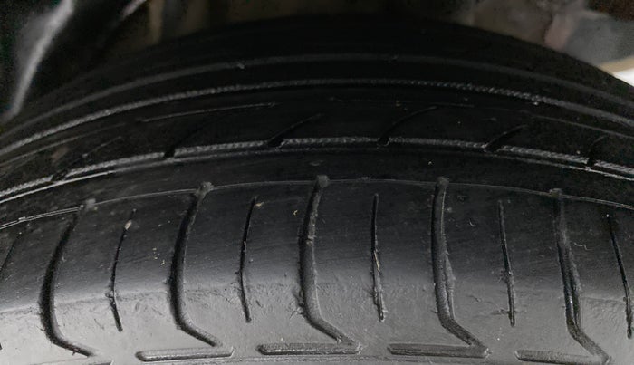 2014 Honda Amaze 1.5 VXMT I DTEC, Diesel, Manual, 82,391 km, Left Rear Tyre Tread