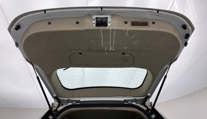 2018 Mahindra XUV500 W4, Diesel, Manual, 1,10,140 km, Boot Door Open