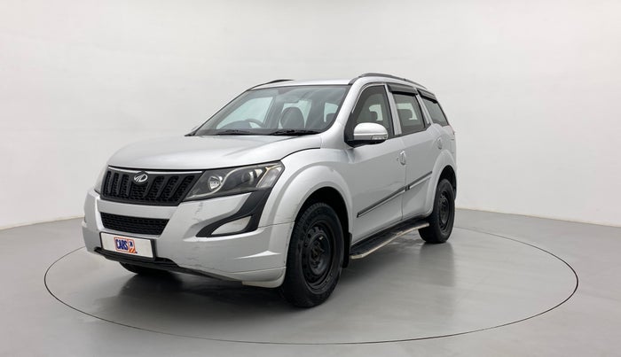 2018 Mahindra XUV500 W4, Diesel, Manual, 1,10,140 km, Left Front Diagonal