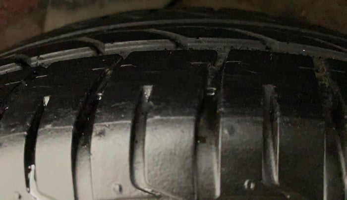 2012 Hyundai i20 MAGNA (O) 1.2, Petrol, Manual, 42,545 km, Left Rear Tyre Tread